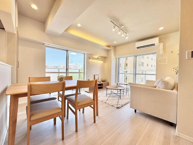 Renovated 3LDK Apartment for Sale in Suginami, Tokyo - Thumbnail 3