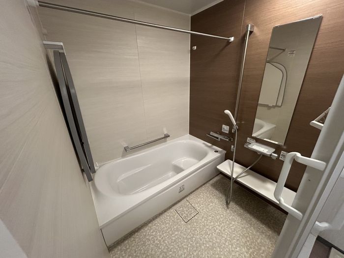 Renovated 3LDK Apartment in Komatsushima, Tokushima for 6.2M Yen - Thumbnail 3