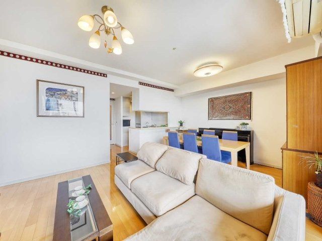 3LDK Apartment for Sale in Urayasu, Chiba - Thumbnail 4