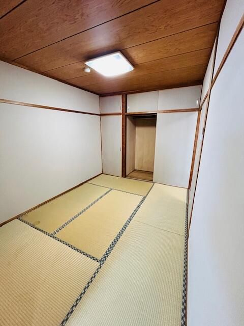 2LDK Apartment for Sale in Ogaki City, Gifu - Thumbnail 3