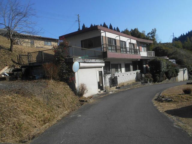 10DK Family Home on 733 sqm Land in Uda, Nara - Thumbnail 2