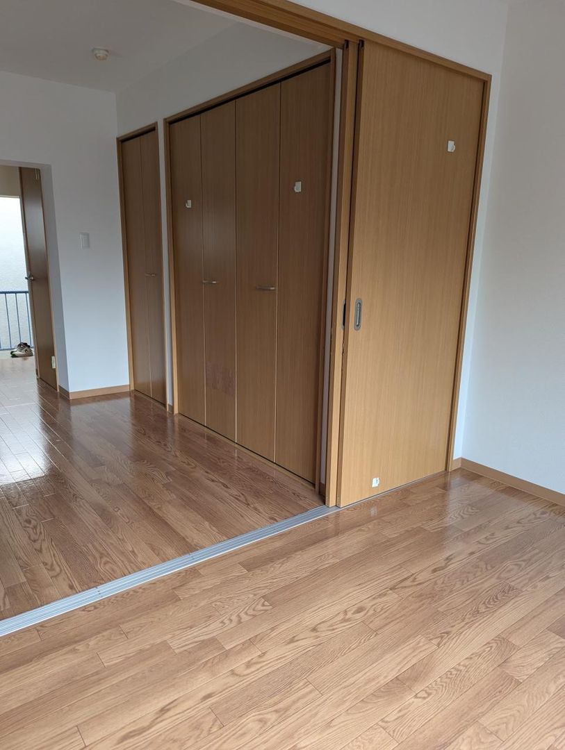 1LDK Rental Apartment in Toyonaka, Osaka - Dual Sunlight - Thumbnail 3