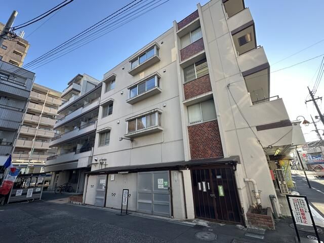 Renovated 1LDK Apartment for Sale in Higashimurayama, Tokyo - Thumbnail 2