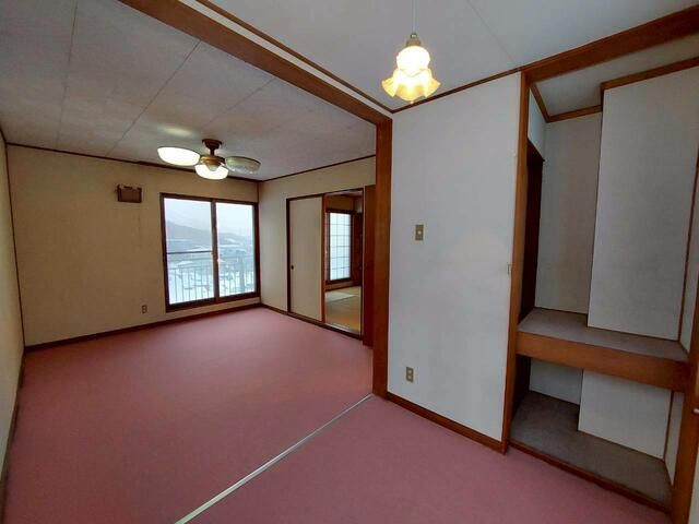 4LDK House with Basement on Large Plot in Otaru, Hokkaido - Thumbnail 4