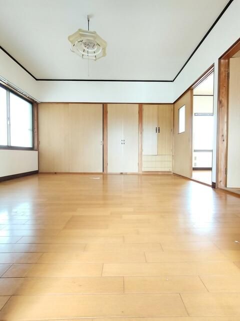 Resale Detached House 6DK in Ainan-cho, Ehime - Thumbnail 4