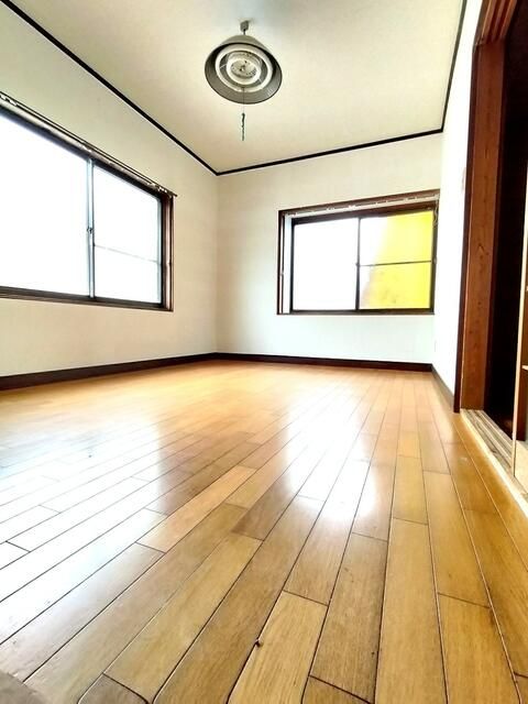 Resale Detached House 6DK in Ainan-cho, Ehime - Thumbnail 2