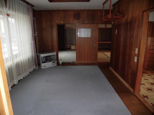 4LDK Corner Lot House for Sale in Hiroo, Hokkaido - Thumbnail 4