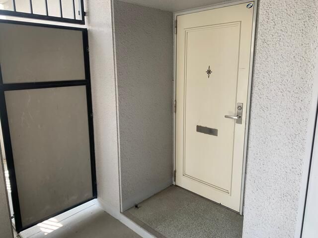 3LDK Apartment for Sale in Izumisano, Osaka - 67 sqm - Thumbnail 3
