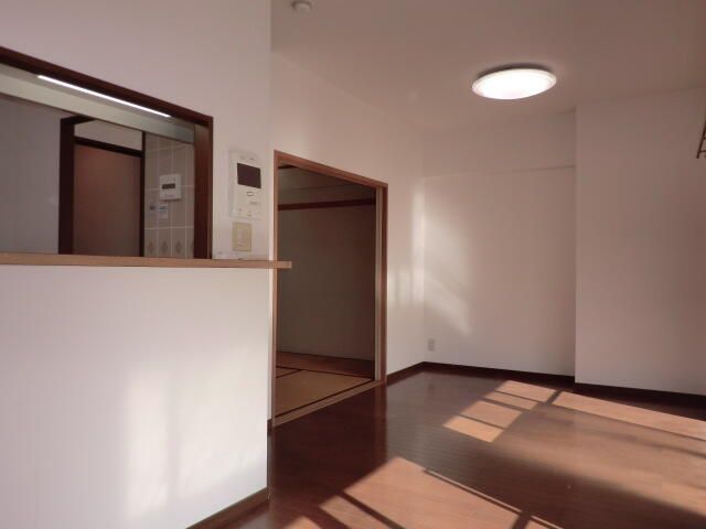 3LDK Apartment for Sale in Suita, Osaka - Pet Friendly - Thumbnail 4