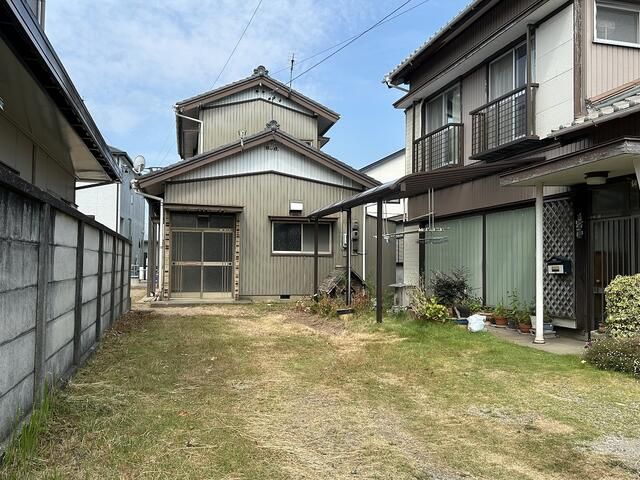 4DK Detached House with Large Garden for Sale in Shinshiro, Aichi - Thumbnail 2