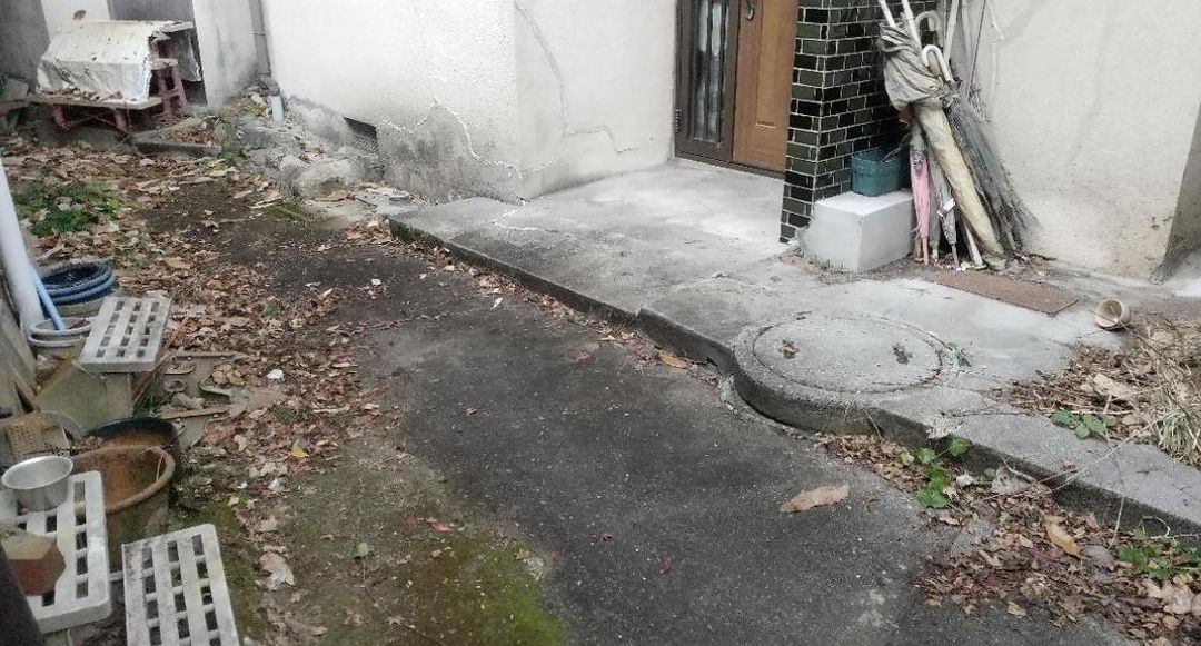 3DK Pre-owned House in Higashi Ward, Hiroshima City - Thumbnail 2
