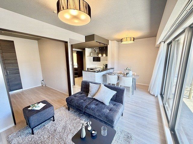 3LDK Apartment for Sale Near Awaza Station, Nishi Ward, Osaka - Thumbnail 4