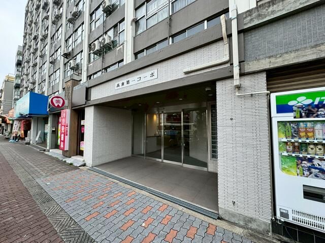 Pet-Friendly 53m² One-Room Apartment for Sale in Miyakojima, Osaka - Thumbnail 2