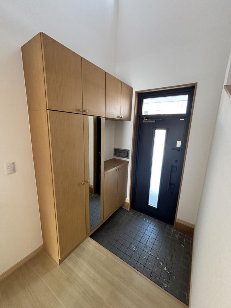 Renovated 4LDK House for Sale in Kitahiroshima, Hokkaido - Thumbnail 3