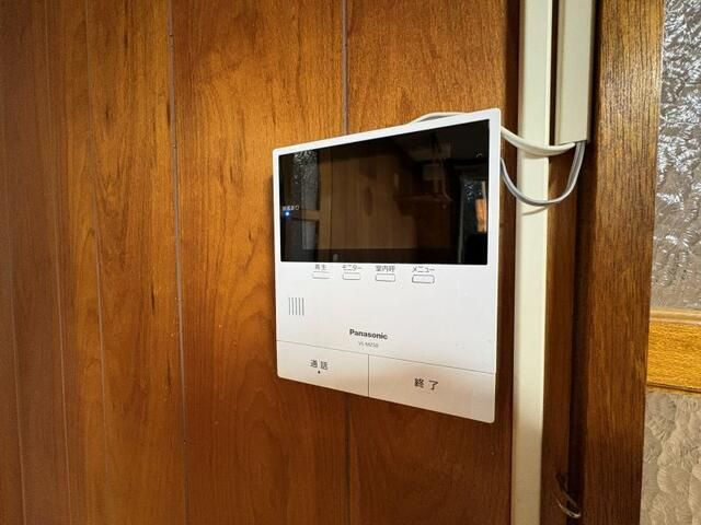 4LDK House for Sale in Hakodate, Hokkaido - 108 sqm with Garden - Thumbnail 2