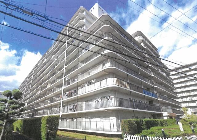 4LDK Apartment for Sale in Kishiwada, Osaka - 85.91 sqm - Image 1