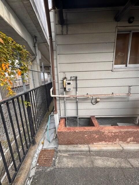 2LDK Terrace House for Sale in Higashiosaka, Osaka - 380万円 - Thumbnail 4