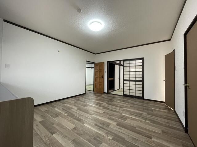 Renovated 4LDK House in Hitachinaka, Ibaraki - Thumbnail 3