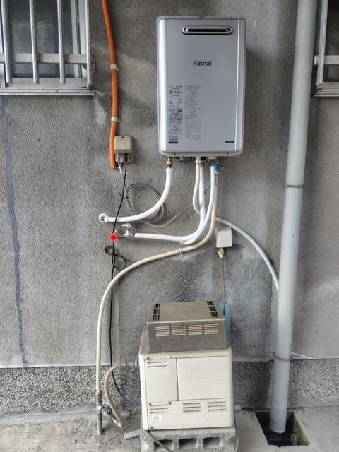 2DK Apartment for Rent in Sakai, Osaka - No Deposit, No Key Money - Thumbnail 3