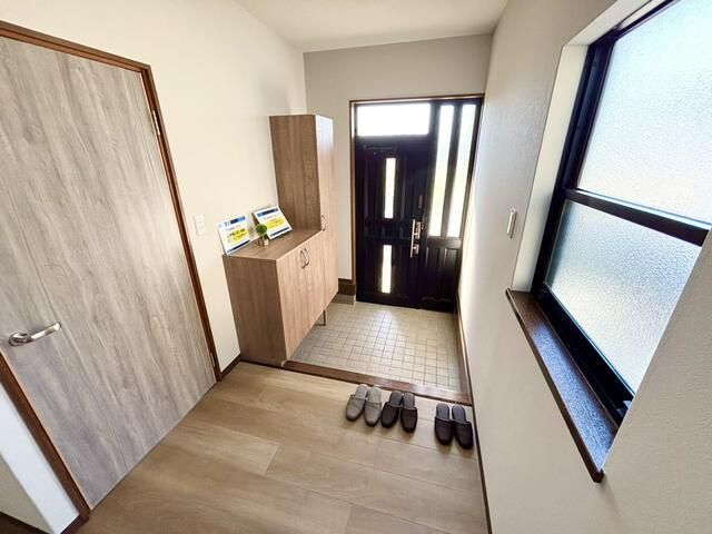 Renovated 4LDK Detached House in Takamatsu, Kagawa – 103.51 sqm - Thumbnail 4