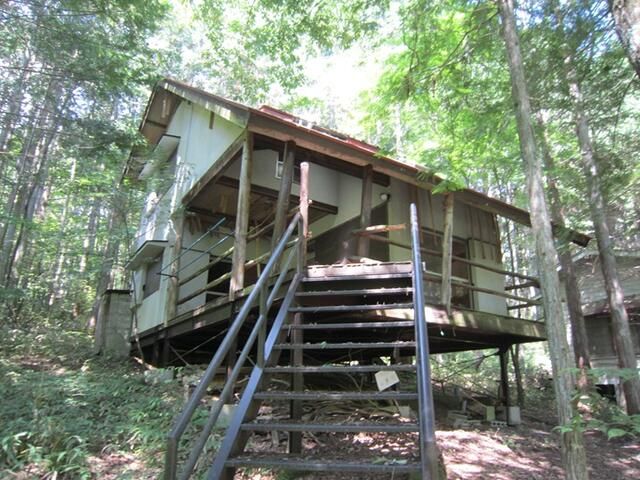 Komagane Highlands Cabin with Wood Deck for Sale in Nagano - Thumbnail 2