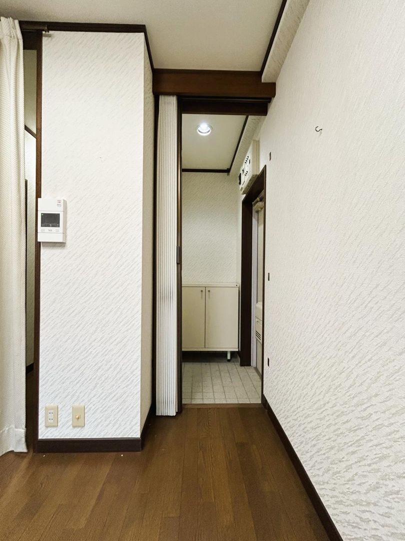 Onsen Apartment for Sale in Ureshino, Saga - South-Facing 2K - Thumbnail 3