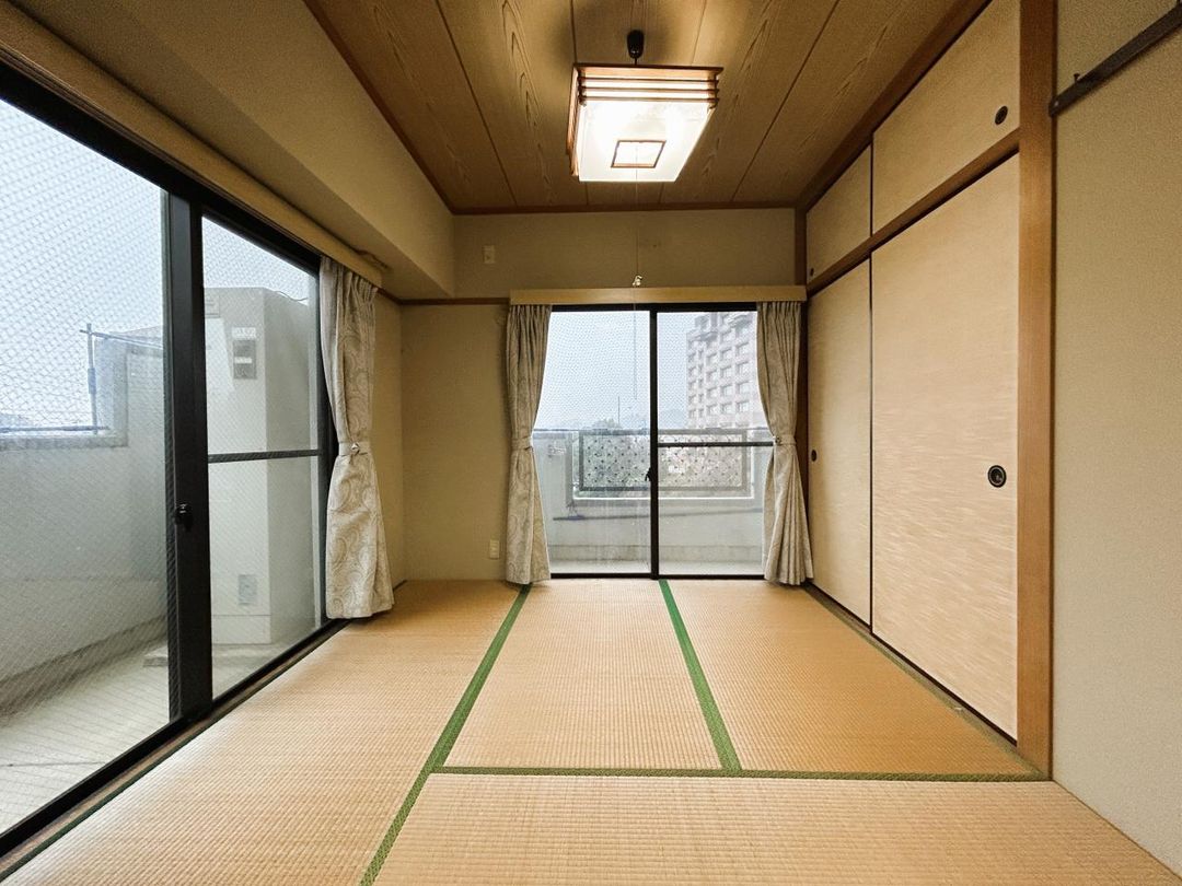 Onsen Apartment for Sale in Ureshino, Saga - South-Facing 2K - Thumbnail 4