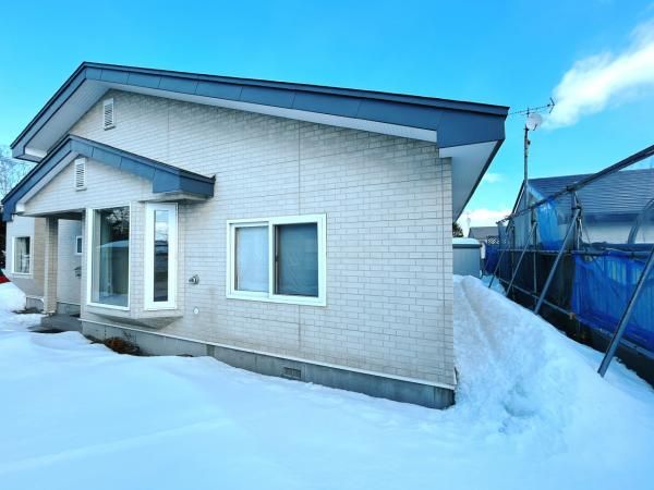 2002-Built 3LDK Single-Story House in Nakashibetsu, Hokkaido - Thumbnail 2