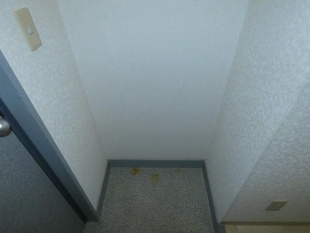 1K Apartment for Rent near Fujiidera Station, Osaka - Thumbnail 3