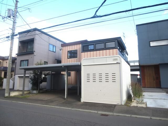4SLDK RC House in Sapporo Shiroishi-ku with 3 Car Parking - Thumbnail 2