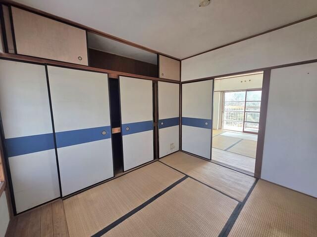 3DK Apartment for Sale in Suma Ward, Kobe, Hyogo - Thumbnail 4