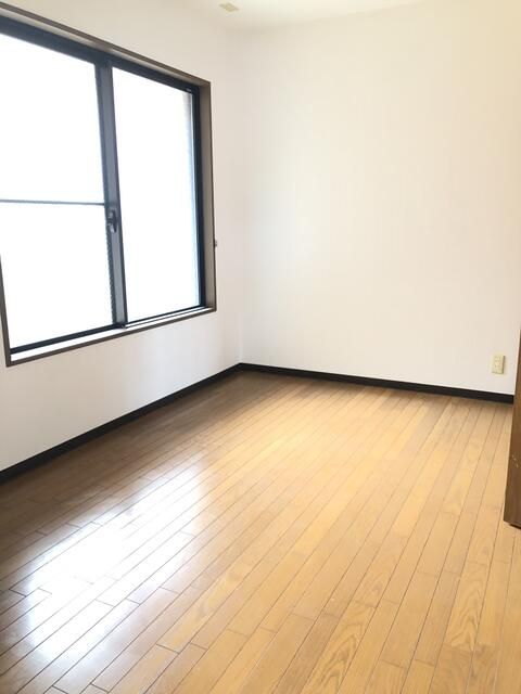3LDK Apartment for Sale in Toyama City - 66.76 sqm - Thumbnail 4