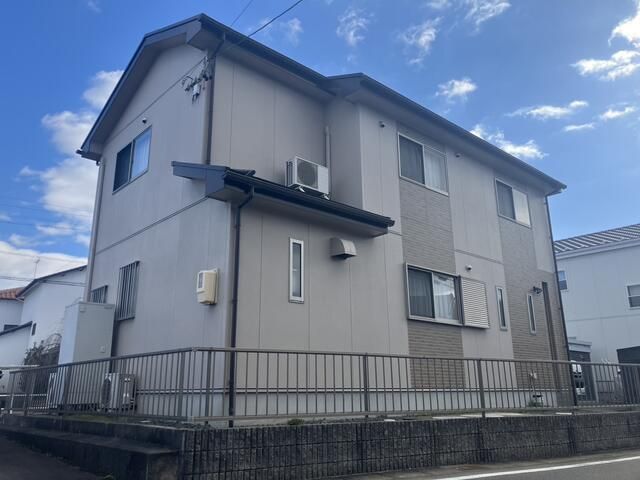 3LDK Detached House with 3 Car Parking in Yatomi, Aichi - Thumbnail 2