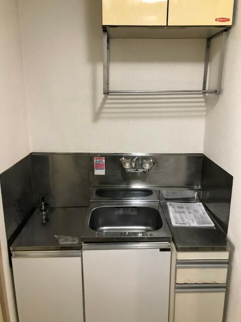 1K Apartment for Sale in Itabashi, Tokyo - 8.2M Yen Investment - Thumbnail 4