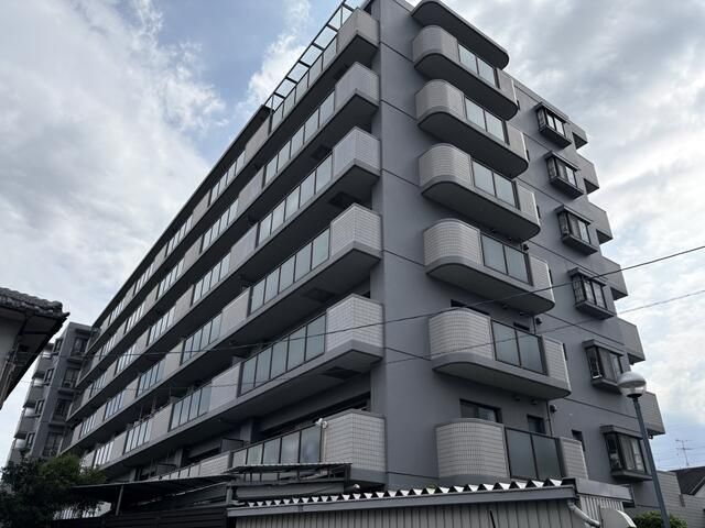 3LDK Apartment for Sale in Yamatokoriyama, Nara - Thumbnail 2