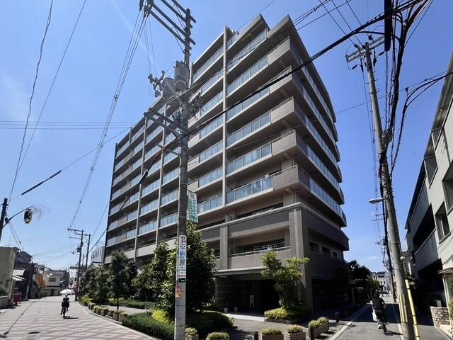 Renovated 3LDK Apartment for Sale in Hirano, Osaka - Thumbnail 3