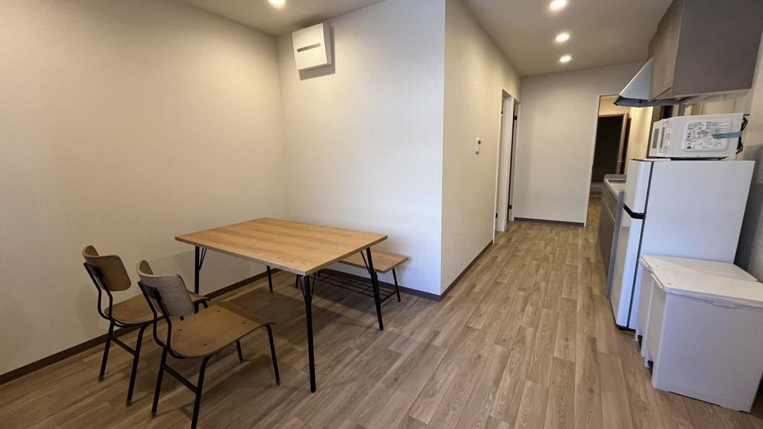 Renovated 4LDK House with Minpaku License in Osaka Nishinari - Thumbnail 3