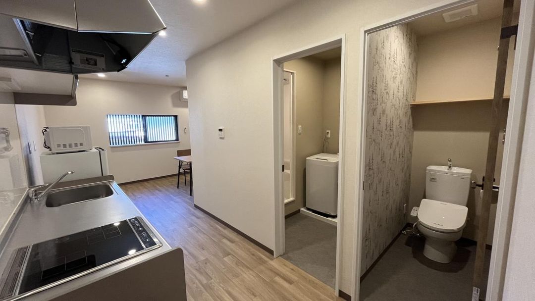 Renovated 4LDK House with Minpaku License in Osaka Nishinari - Thumbnail 2