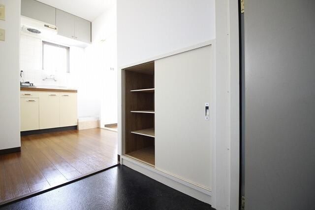 1K Apartment for Rent in Kashihara, Nara - 27,000 Yen - Thumbnail 2