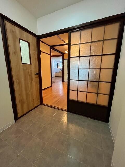 Renovated 4SLDK Terrace House for Sale in Izumi, Osaka - Thumbnail 4