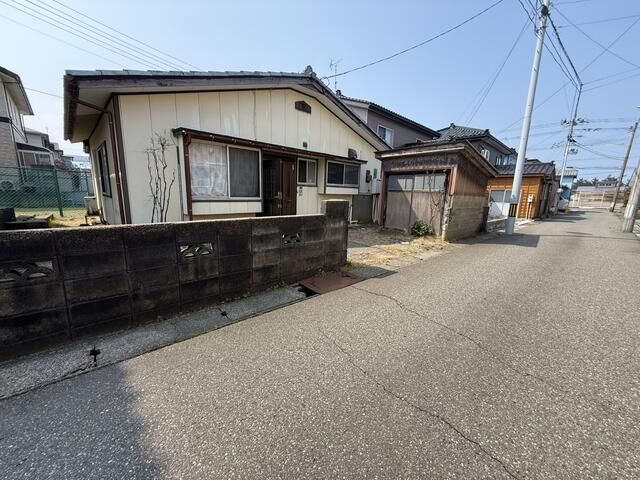 1972 3K House for Sale in Kashiwazaki, Niigata - 35 Million Yen - Thumbnail 2