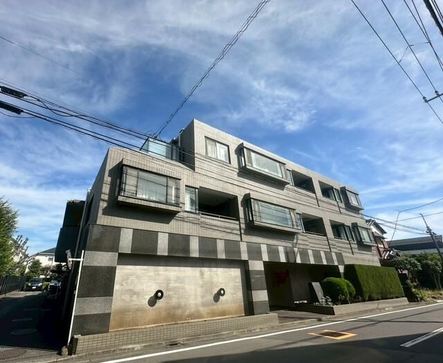 3LDK Apartment for Sale in Suginami, Tokyo with Private Terrace - Image 1