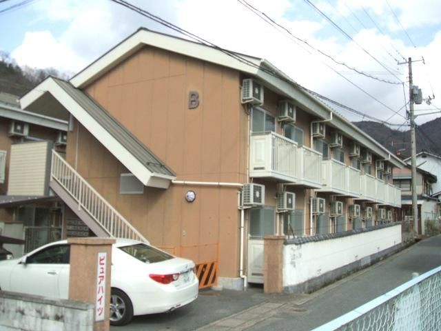 Affordable 1R Apartment for Rent in Takahashi, Okayama - 15,000 Yen - Thumbnail 2
