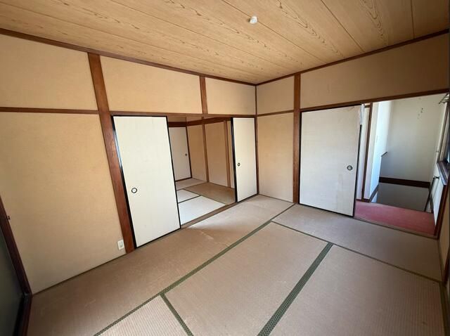 6DK Detached House with Garden for Sale in Sakai, Osaka - Thumbnail 3