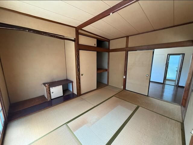 6DK Detached House with Garden for Sale in Sakai, Osaka - Thumbnail 4