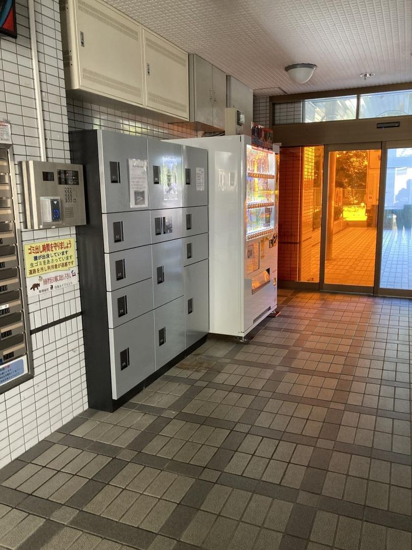 1K Apartment for Sale in Matsuyama with Scenic Views Near Dogo Onsen - Thumbnail 4