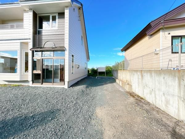 Renovated 4LDK House in Kitami, Hokkaido with Parking - Thumbnail 3