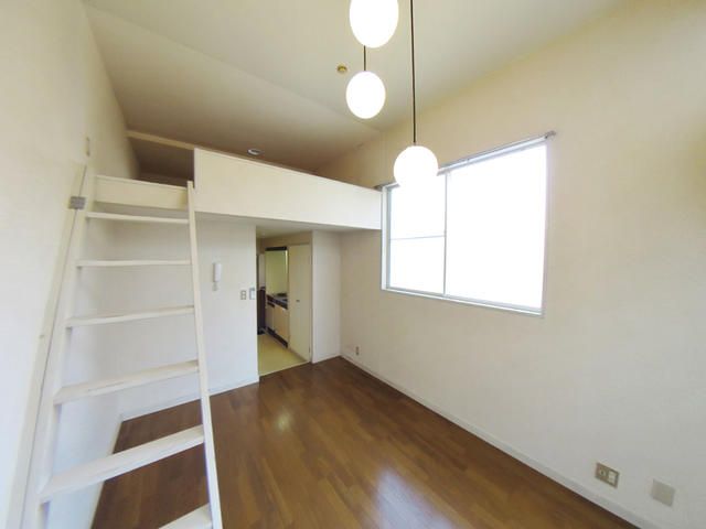 1K Loft Apartment for Rent Near Tokai University Station, Hadano - Thumbnail 3