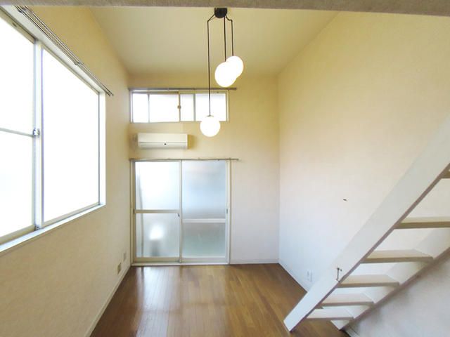 1K Loft Apartment for Rent Near Tokai University Station, Hadano - Thumbnail 4