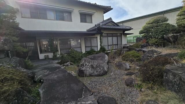 5LDK House with Large Garden in Ueda, Nagano - Thumbnail 2